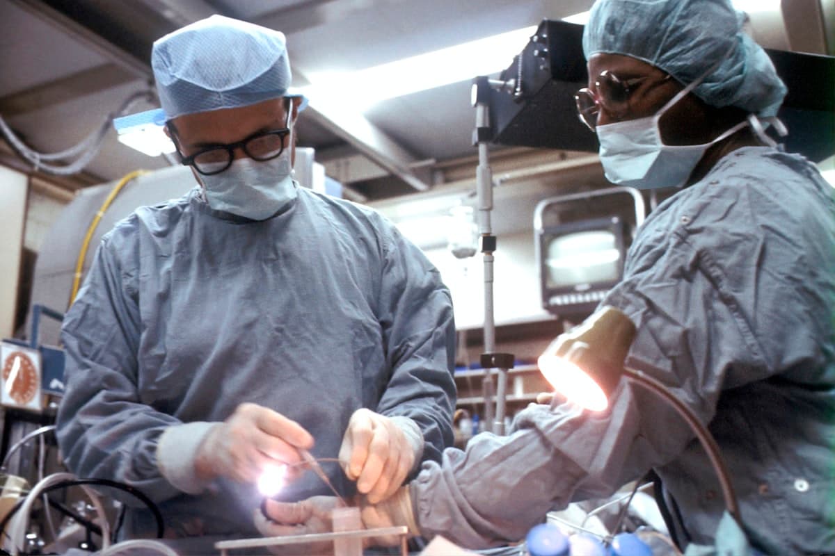 Medical endoscope equipment